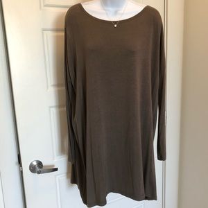 OLIVE PIKO DRESS